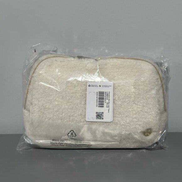 lululemon athletica Handbags - Everywhere Belt Bag 2L Fleece NWT - Gold / Opal